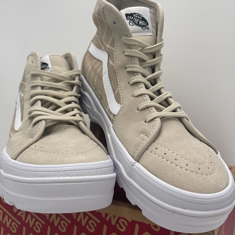 Vans WMNS Sentry Sk8-Hi Plaid French Oak
VN0A5KY5BLL Sneakers - Picture 5 of 16